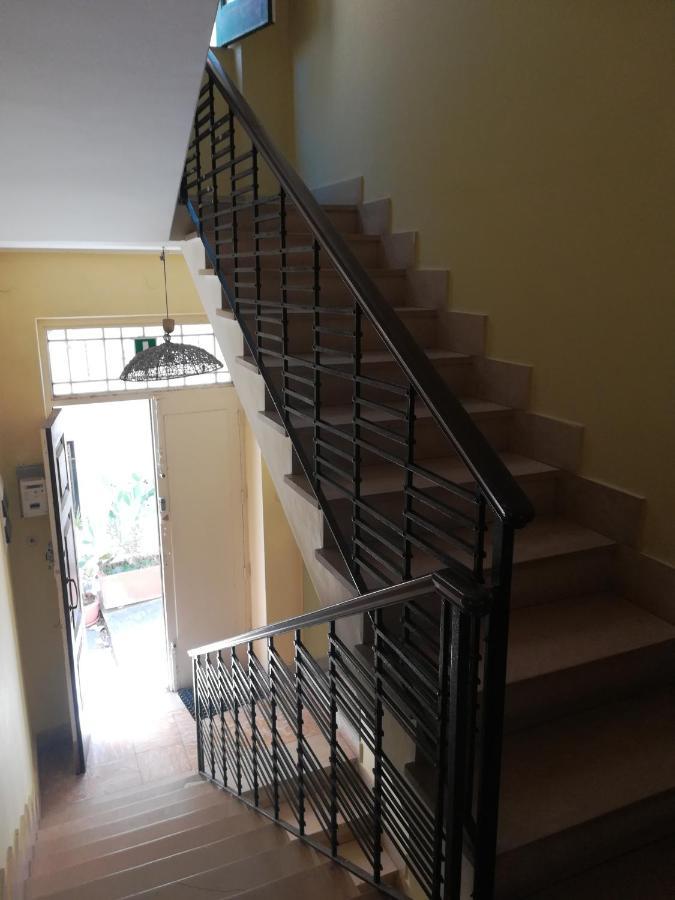 B&B A Due Passi Dal Mare Шилла Экстерьер фото