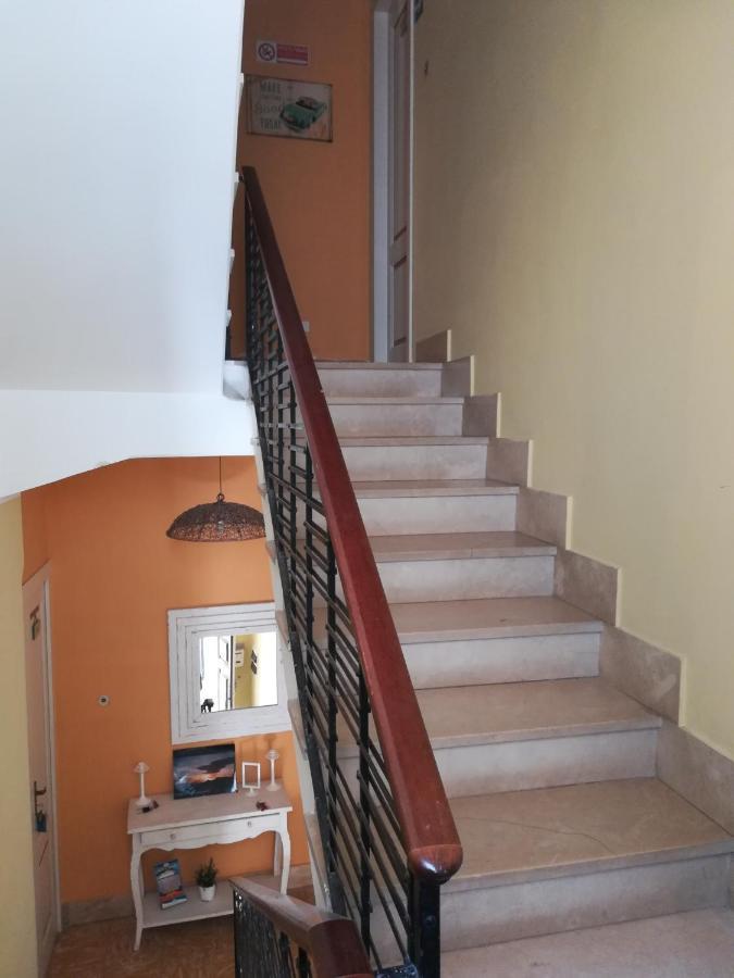B&B A Due Passi Dal Mare Шилла Экстерьер фото